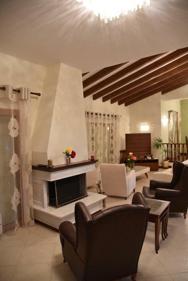 Epavlis Nadine Corfu Villa Gouvia Exteriör bild